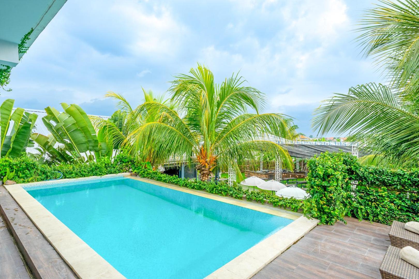 Pantai Guesthouse Canggu Esterno foto